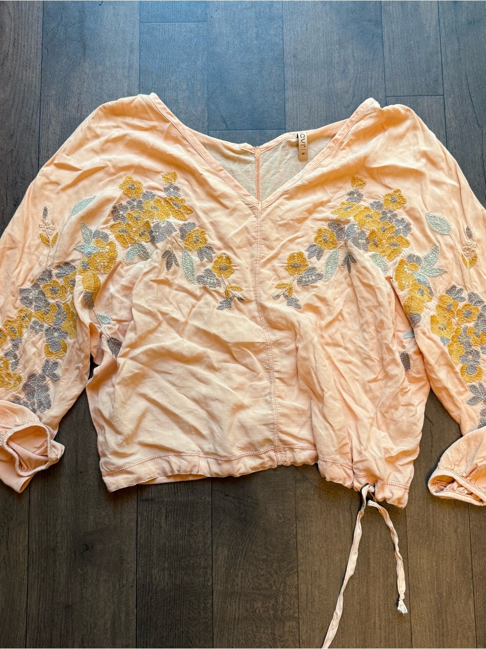 XCVI Women’s Peach blouse Size Medium embroidered Flowers Boho Peasant Top Flowy